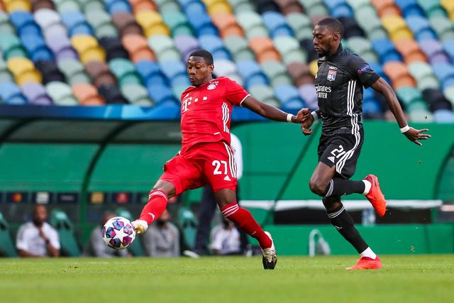 巴萨17岁小将面部受伤缝10针 赛后社交媒体晒图